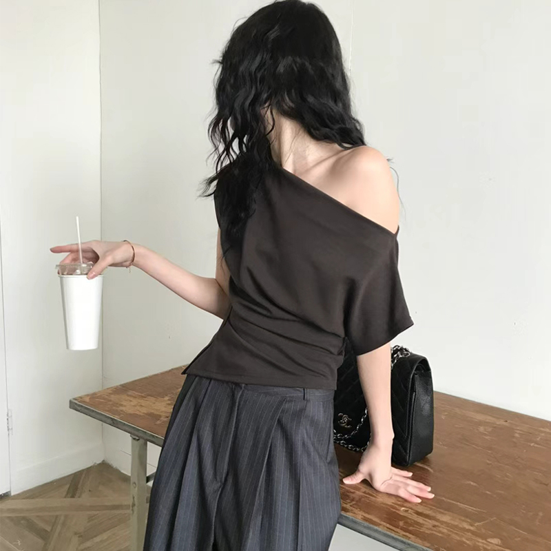 Elegant One-Shoulder Design Se - مراجعة Korean Lifestyle & Kids Boutique Photos وسعره